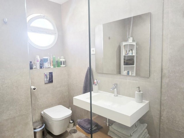 4 Bedrooms Apartment in Arroyo de la Miel