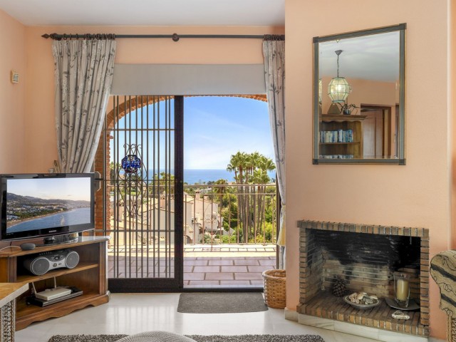 5 Makuuhuoneen Rivitalo Calahonda