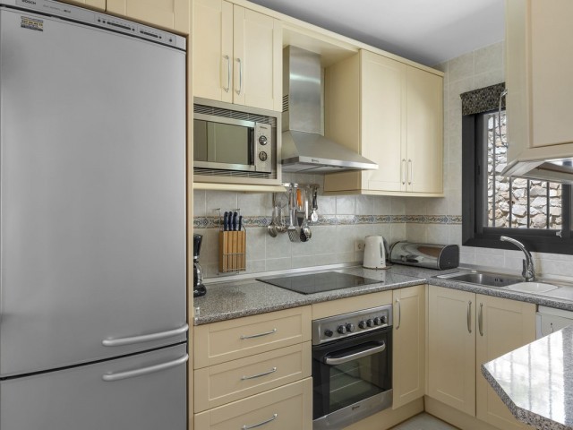 5 Makuuhuoneen Rivitalo Calahonda