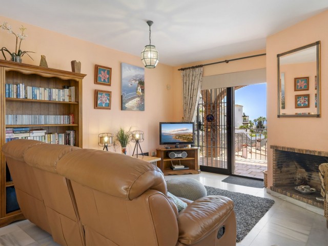 5 Makuuhuoneen Rivitalo Calahonda