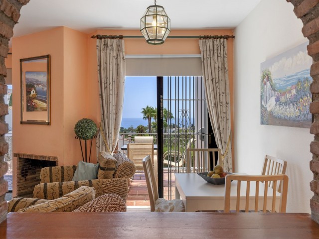 5 Makuuhuoneen Rivitalo Calahonda