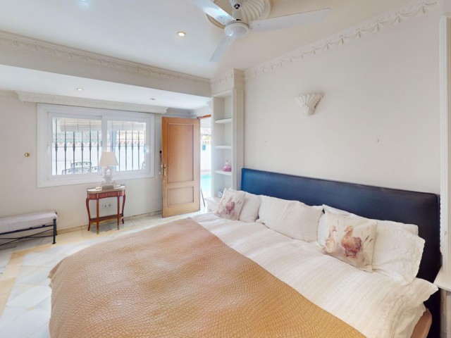 4 Slaapkamer Villa in Costalita