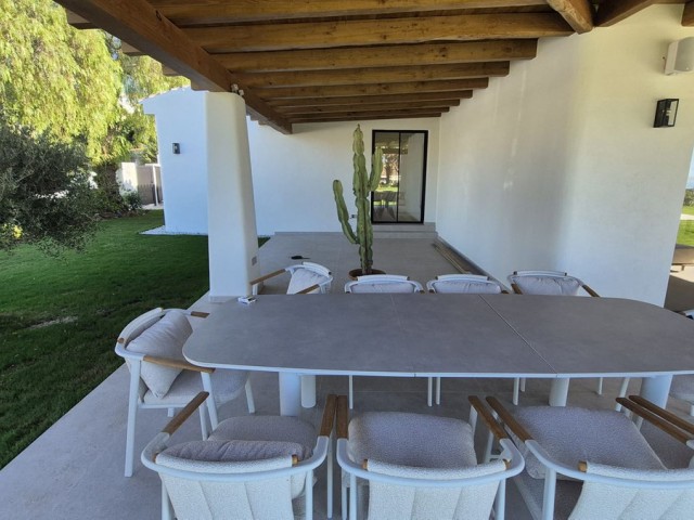 5 Slaapkamer Villa in El Rosario