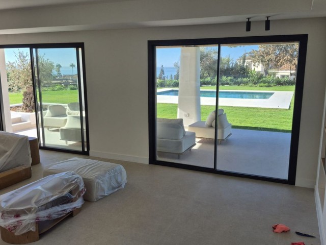 5 Slaapkamer Villa in El Rosario