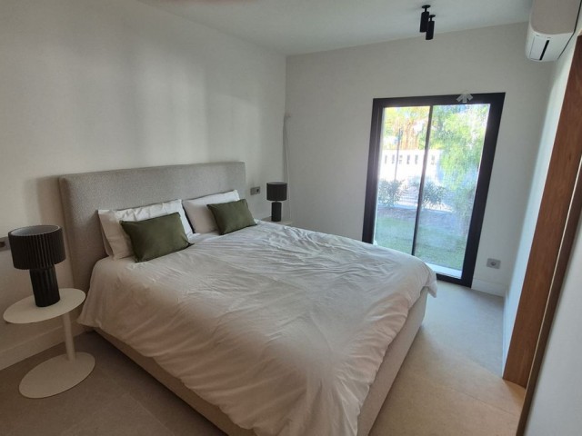 5 Slaapkamer Villa in El Rosario