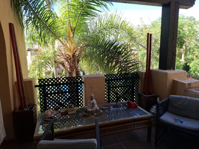 Apartamento con 3 Dormitorios  en El Paraiso