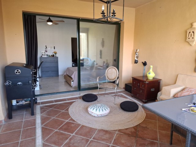 Apartamento con 3 Dormitorios  en El Paraiso