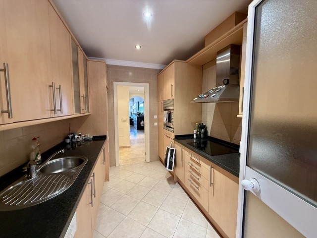 2 Bedrooms Apartment in Elviria