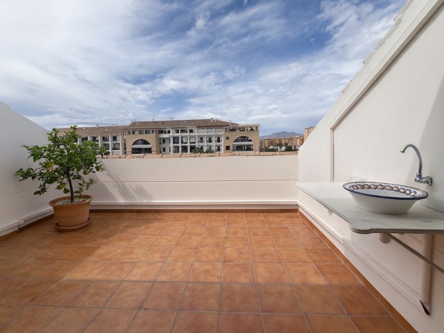 Appartement avec 4 Chambres  à San Pedro de Alcántara
