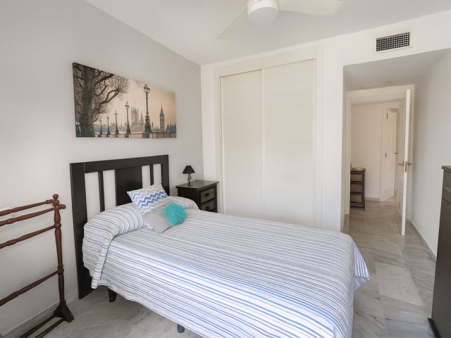 Appartement avec 4 Chambres  à San Pedro de Alcántara