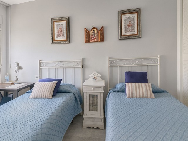 Appartement avec 4 Chambres  à San Pedro de Alcántara