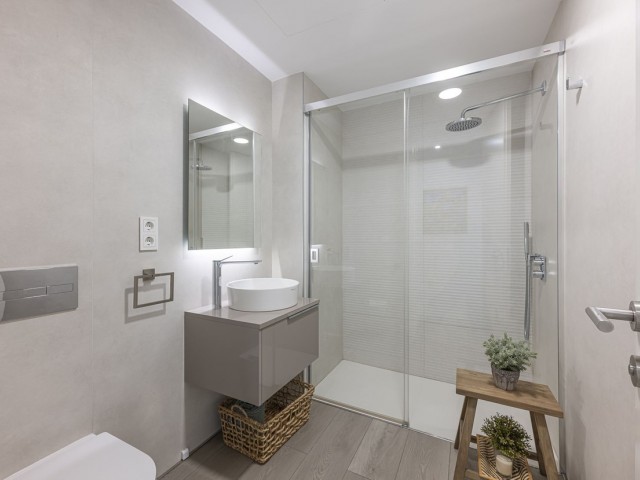 2 Soveroms Leilighet i Estepona