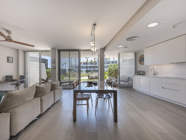 2 Soveroms Leilighet i Estepona
