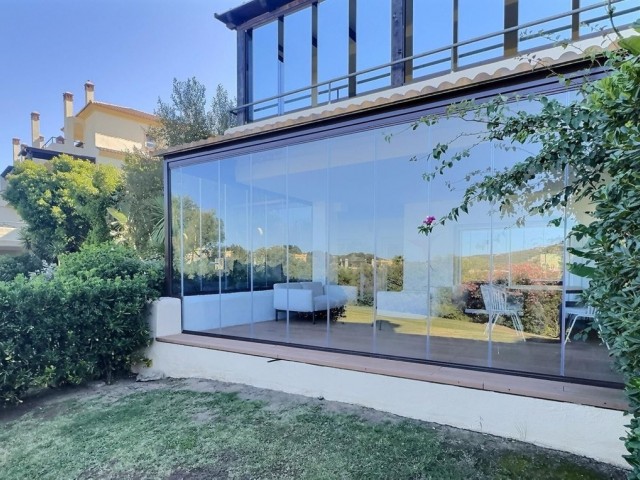 3 Bedrooms Apartment in San Roque Club