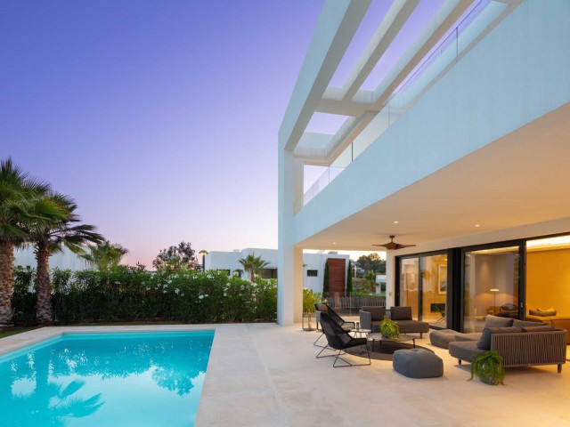 5 Soveroms Villa i Nueva Andalucía