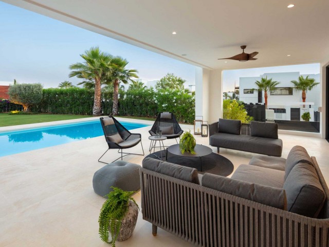 5 Soveroms Villa i Nueva Andalucía