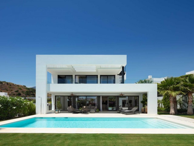 5 Soveroms Villa i Nueva Andalucía