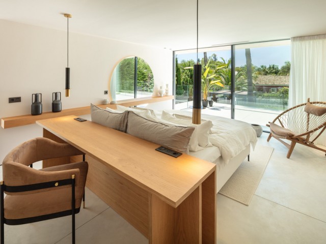 4 Soveroms Villa i Nueva Andalucía