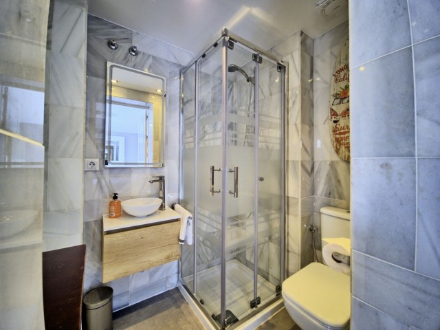 6 Schlafzimmer Reihenhaus in Nueva Andalucía