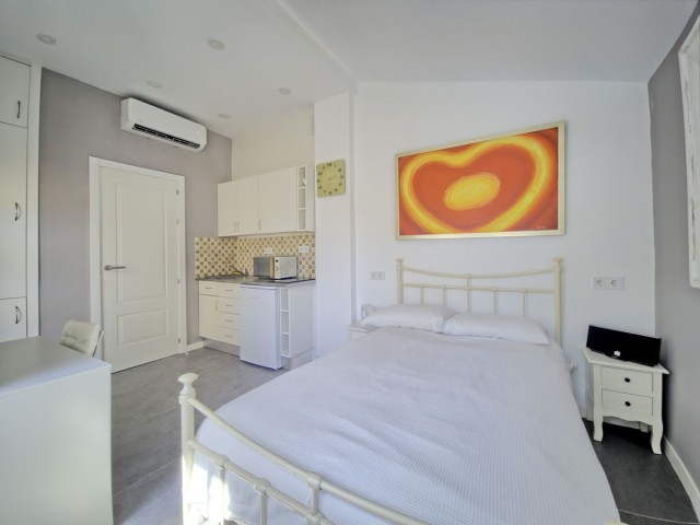 6 Schlafzimmer Reihenhaus in Nueva Andalucía