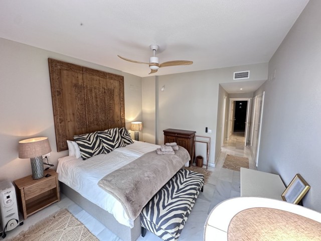 Apartamento con 2 Dormitorios  en San Pedro de Alcántara