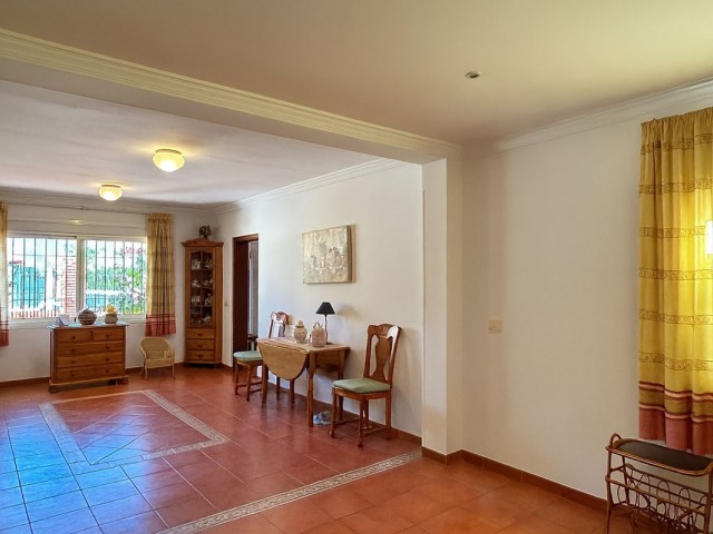 4 Schlafzimmer Villa in Fuengirola