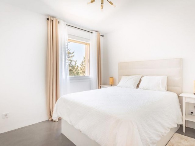 2 Bedrooms Apartment in Puerto Banús