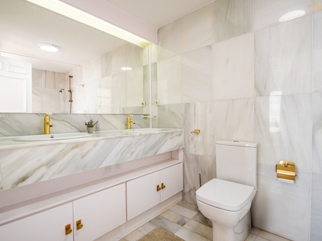 3 Bedrooms Apartment in Benahavís