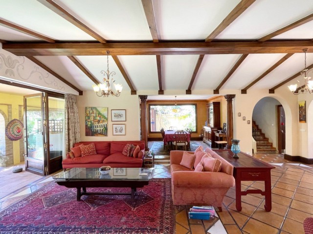 5 Bedrooms Villa in San Pedro de Alcántara