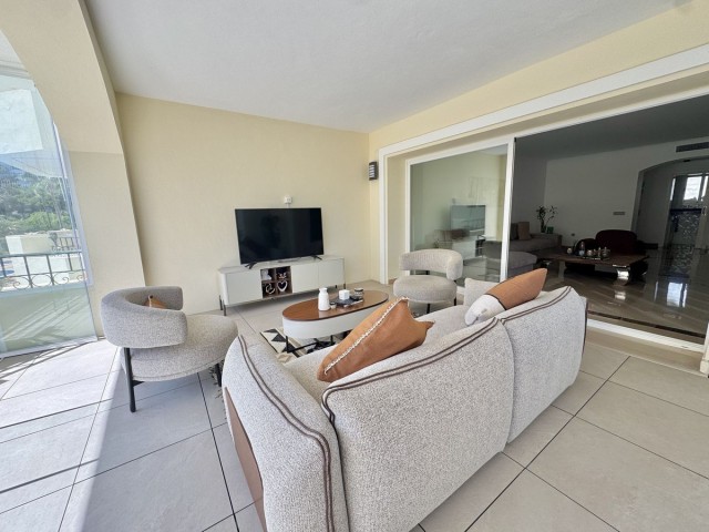 3 Schlafzimmer Apartment in Elviria