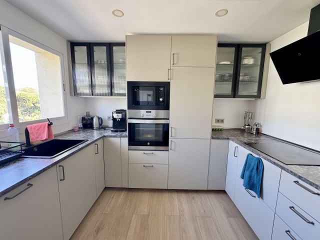 3 Schlafzimmer Apartment in Elviria