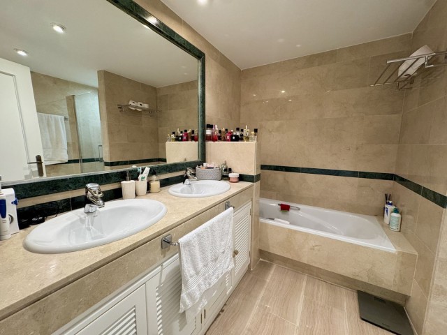 3 Schlafzimmer Apartment in Elviria
