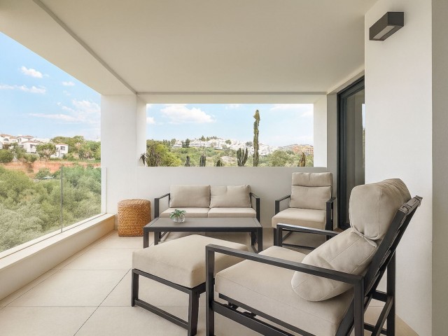 4 Bedrooms Apartment in Artola