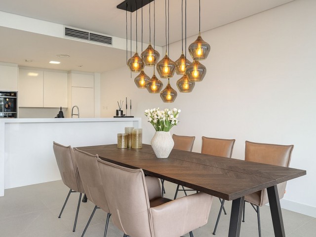 Apartamento con 4 Dormitorios  en Artola