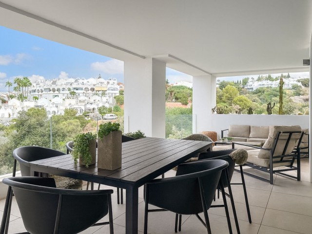 Apartamento con 4 Dormitorios  en Artola