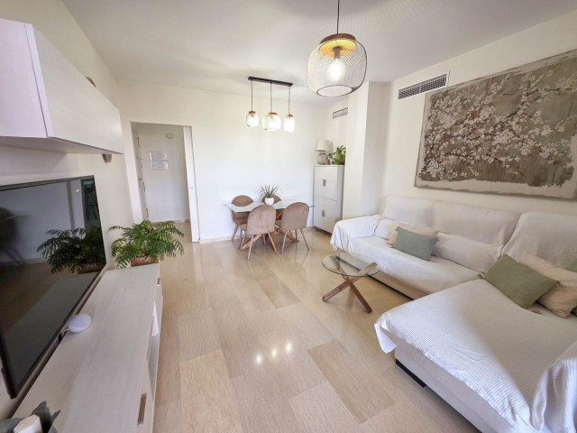 Apartamento con 3 Dormitorios  en La Duquesa