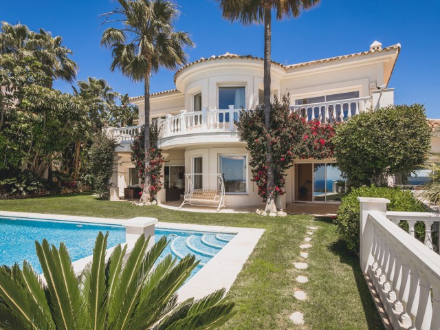 5 Slaapkamer Villa in Altos de los Monteros