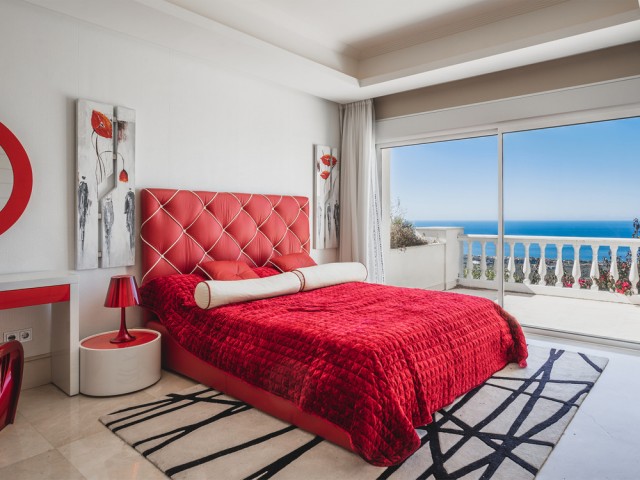 5 Slaapkamer Villa in Altos de los Monteros