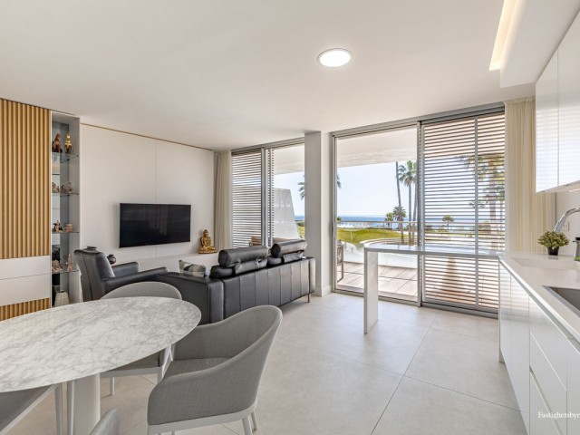 2 Soveroms Leilighet i Estepona
