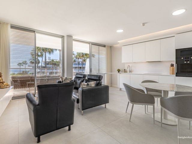 2 Soveroms Leilighet i Estepona