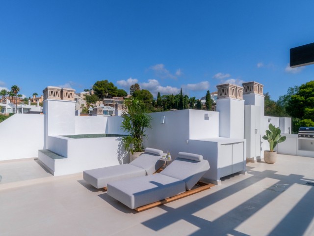 Apartamento con 3 Dormitorios  en La Quinta