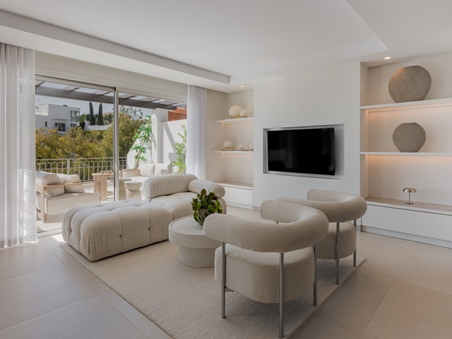 Apartamento con 3 Dormitorios  en La Quinta