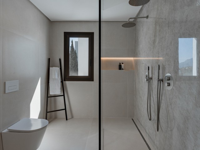 Apartamento con 3 Dormitorios  en La Quinta