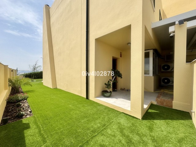 4 Bedrooms Townhouse in Benalmadena