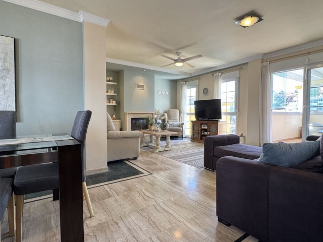 4 Makuuhuoneen Rivitalo Calahonda