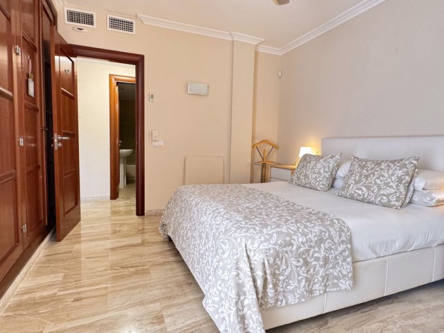 4 Makuuhuoneen Rivitalo Calahonda