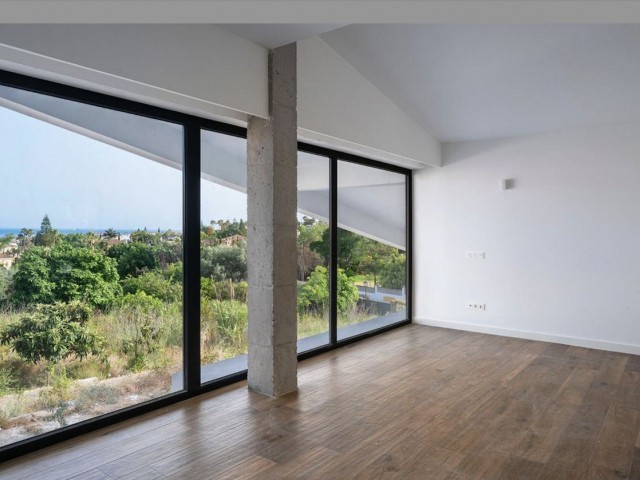 3 Bedrooms Villa in Bel Air