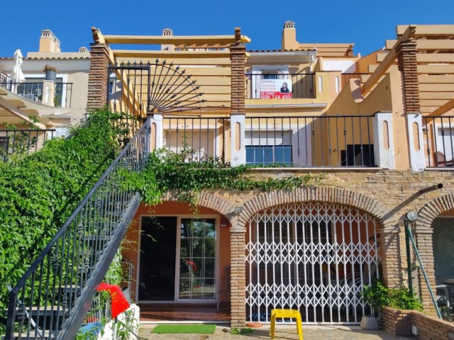 3 Bedrooms Townhouse in Riviera del Sol