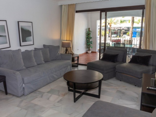 3 Bedrooms Apartment in Puerto Banús