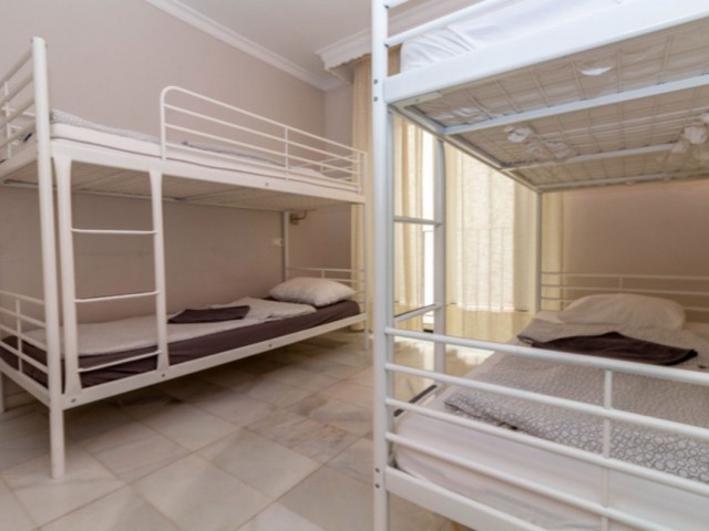 3 Bedrooms Apartment in Puerto Banús